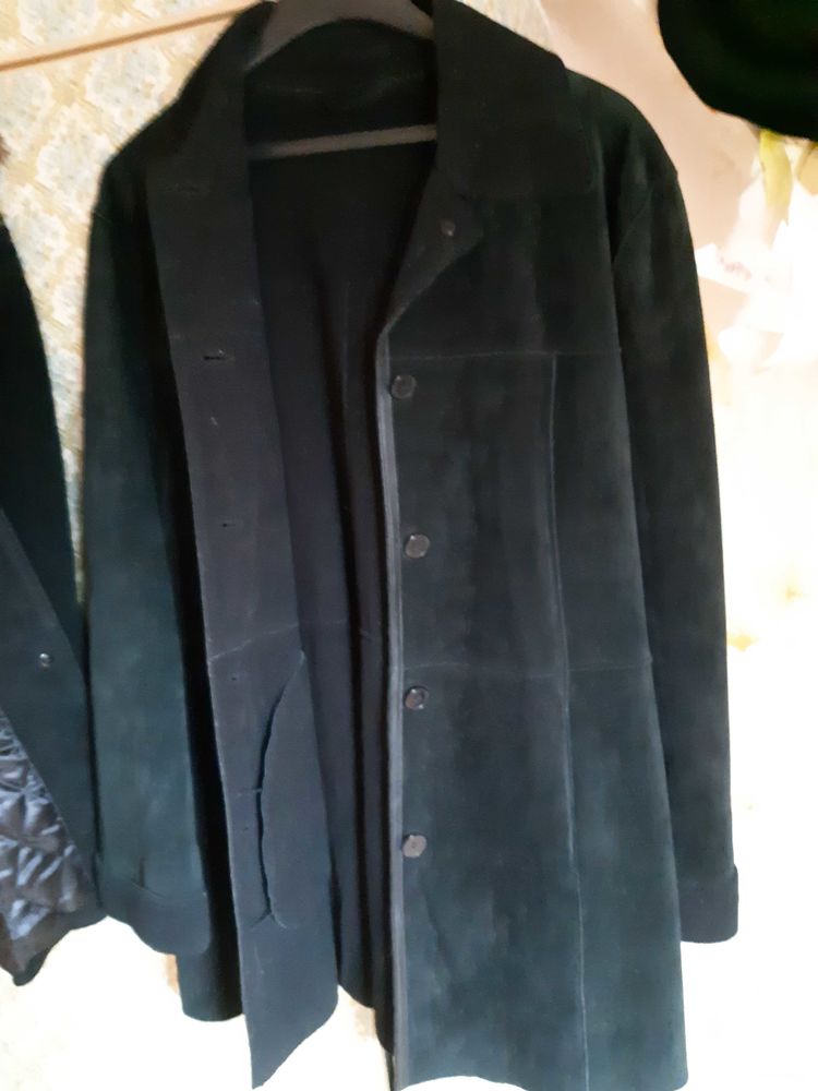 Manteau  noir tr�s  chaud 38 28 Sens (89)