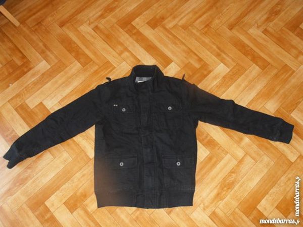 Manteau noir (V8) 15 Tours (37)