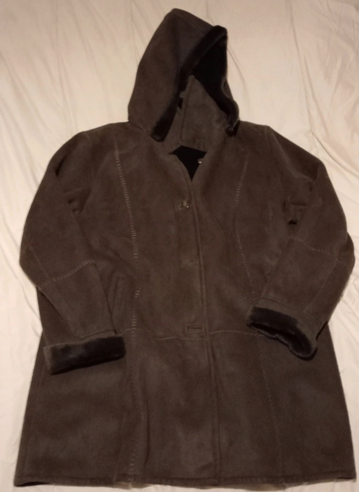 Manteau en nubuck T.50/52 28 Colmar (68)