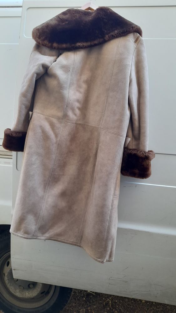 Manteau en peau P-Rifol paris 100 Marcigny (71)