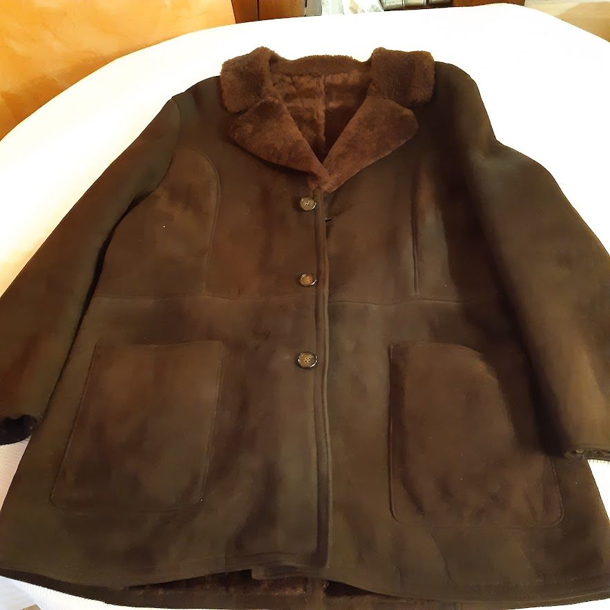 Manteau en V�ritable Mouton 130 Saint-Jean-de-la-Ruelle (45)