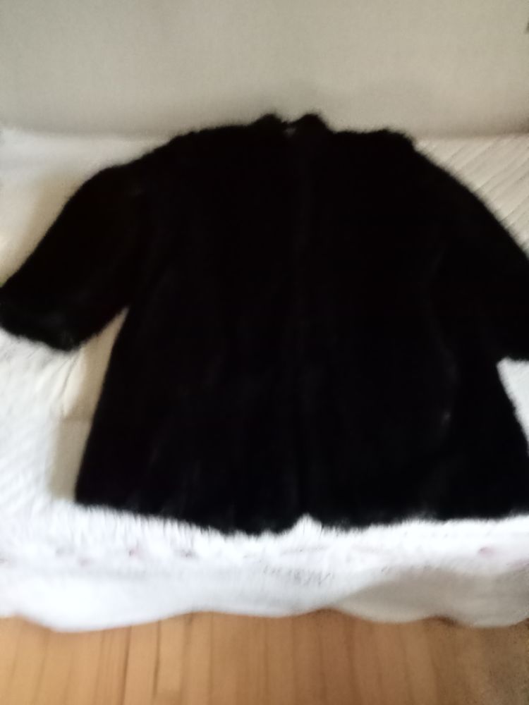 MANTEAU EN VISON NOIR ETAT NEUF 300 Marquefave (31)