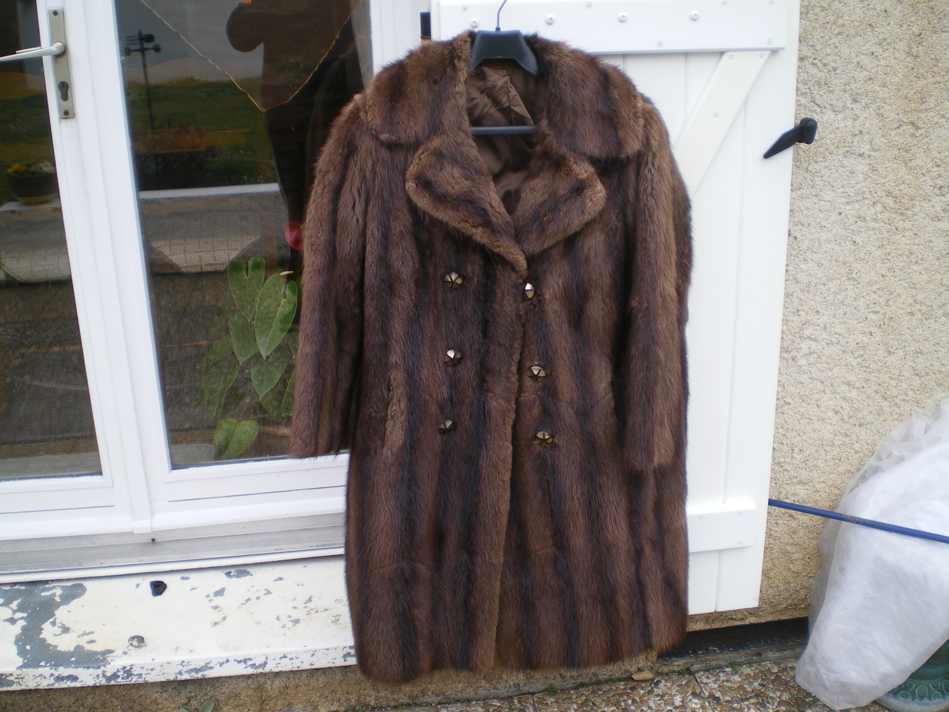 un manteau de vison plus etole port� une fois 800 Pradines (46)