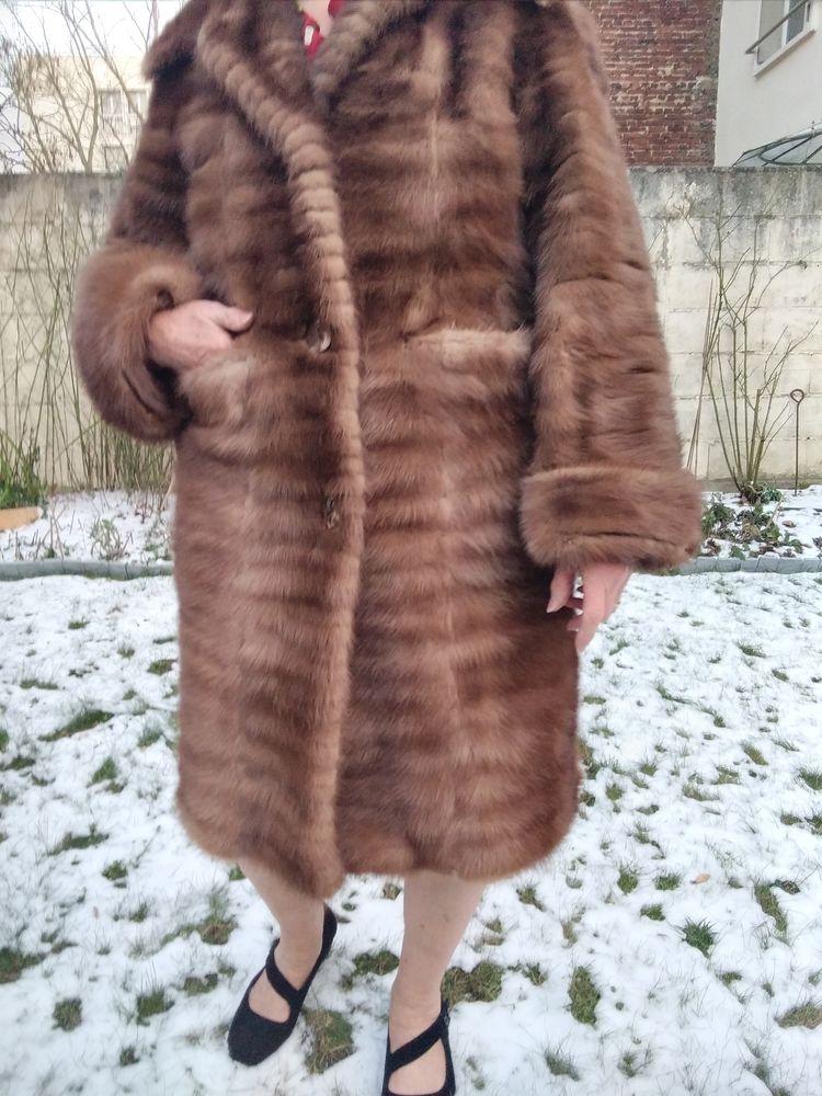 Manteau de vison peu port� 250 Malakoff (92)