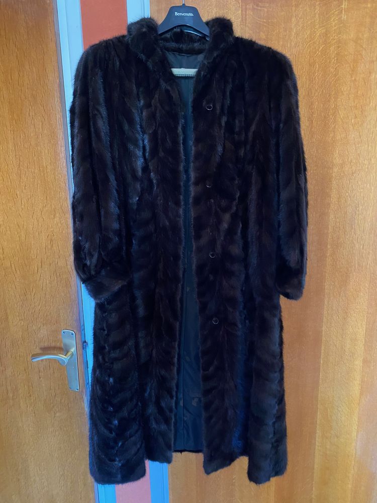 Manteau de vison véritable taille 40/42 350 Pargny-sur-Saulx (51)