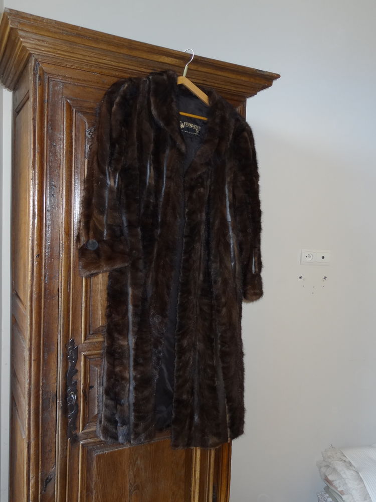MANTEAU DE VISON 0 Br�hal (50)