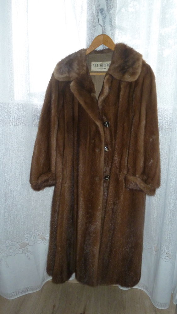 Manteau en vison 600 FAUX (24)