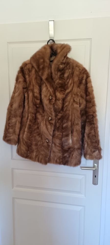 Manteau Vraie Fourure vison 0 Les Pujols (09)