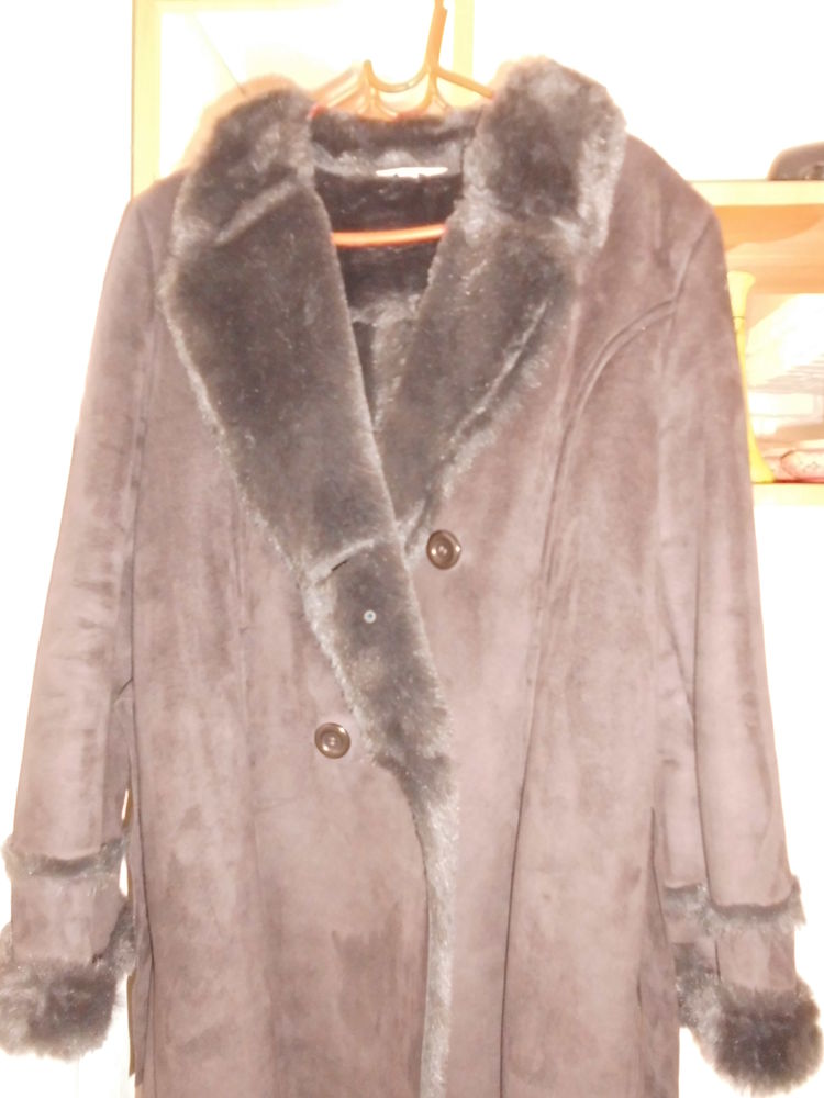 manteau 60 Saint-Cyr-sur-Morin (77)