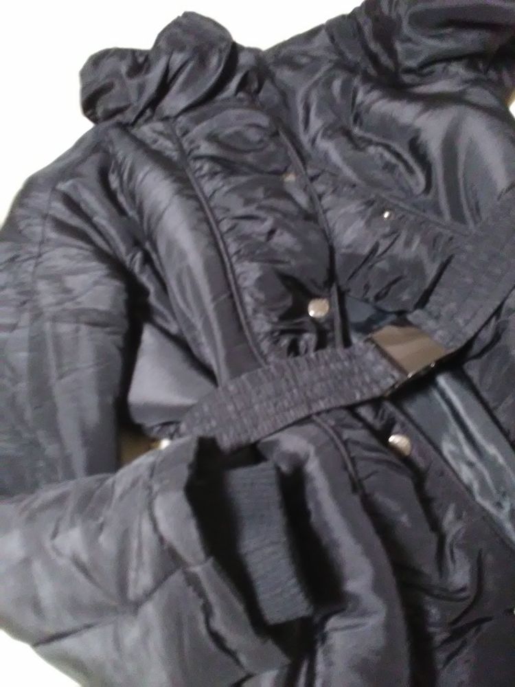 MANTEAU T40/42  15� 15 Cr�ches-sur-Sa�ne (71)