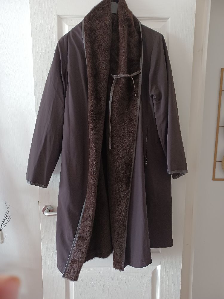 manteau 60 Cannes La Bocca (06)