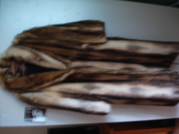 manteaux fourrure 0 Saint-Gen�s-du-Retz (63)