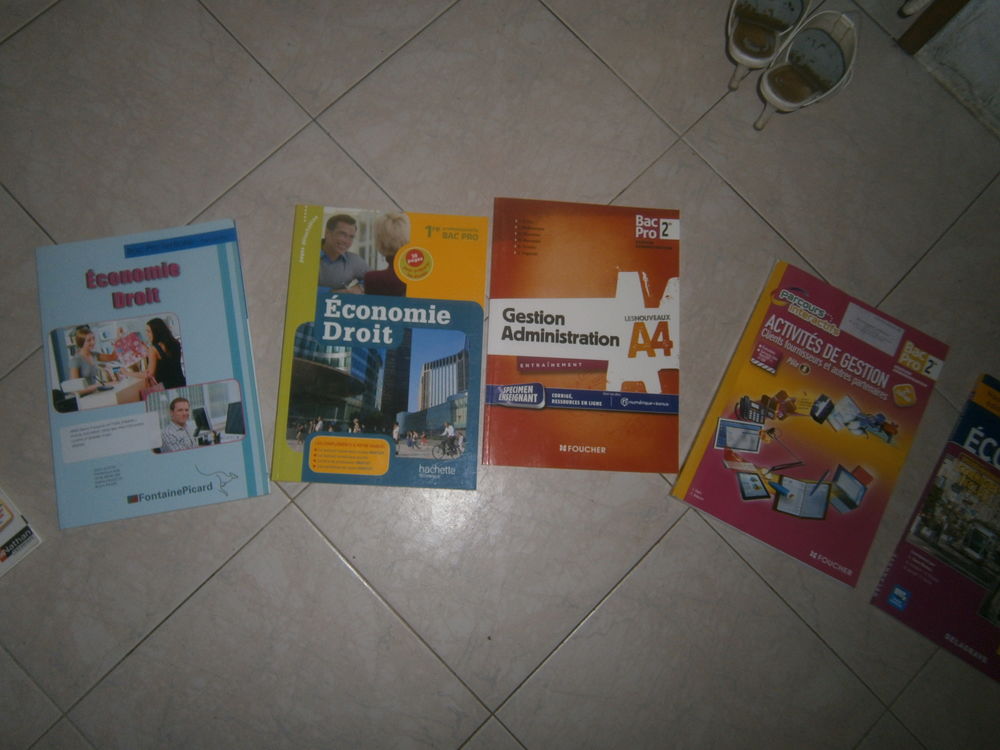 manuels scolaires bac pro tertiaire 5 Annonay (07)