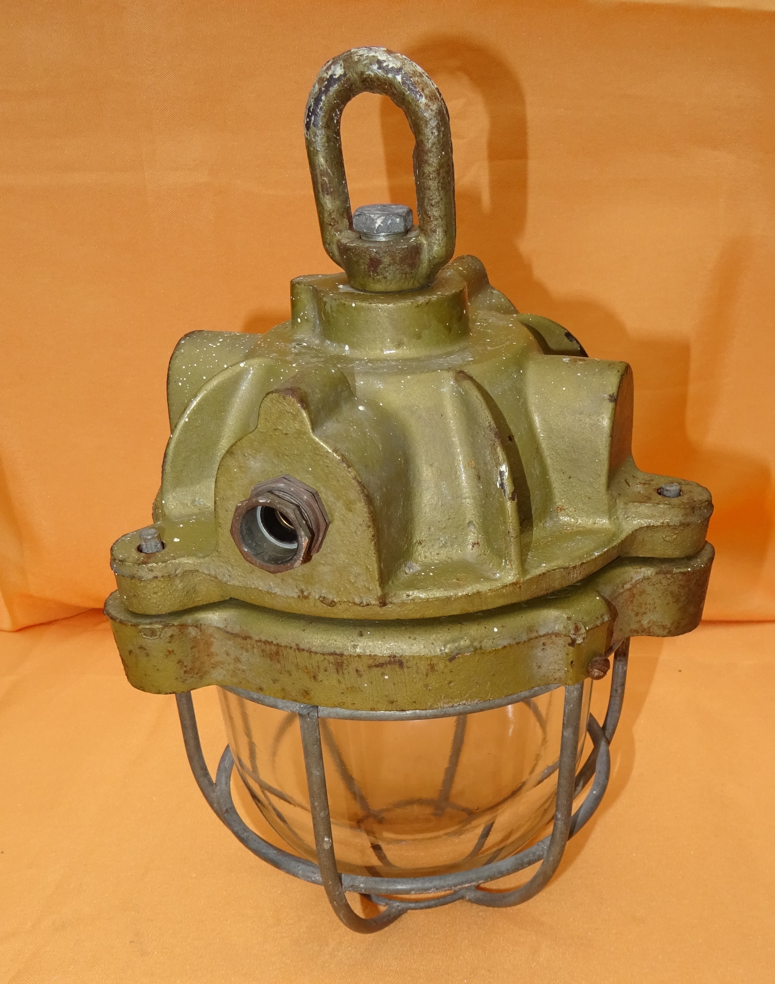 MAPELEC SUSPENSION LAMPE ANTI D�FLAGRATION ADF 1950 160 Sergines (89)