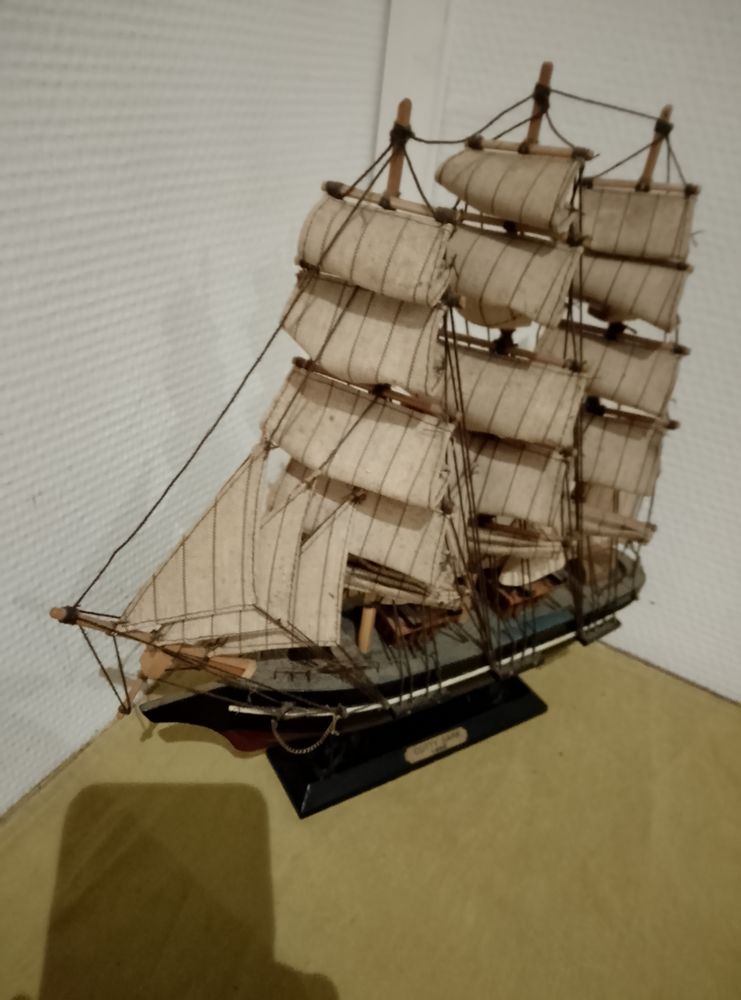 Maquette de bateau 10 Saumur (49)