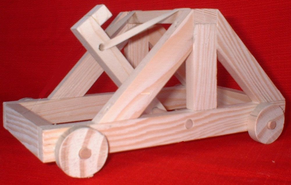 Maquette de catapulte � roues 19 Nantes (44)