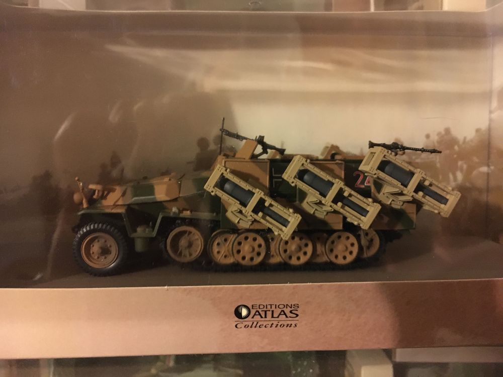 Maquette Véhicule Militaire En Métal (hélico, Jeep, Char) - Cadeau Collection, Neuf En Boîte