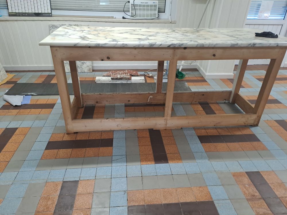 BAR EN MARBRE BON ETAT 0 Gu�nes (62)