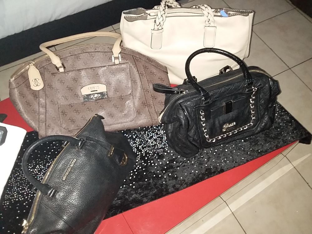 Sac de marc guess mackel kors parfois 200 Coubron (93)