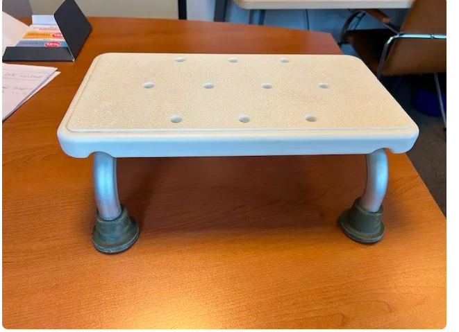 marche pied 10 Caluire-et-Cuire (69)