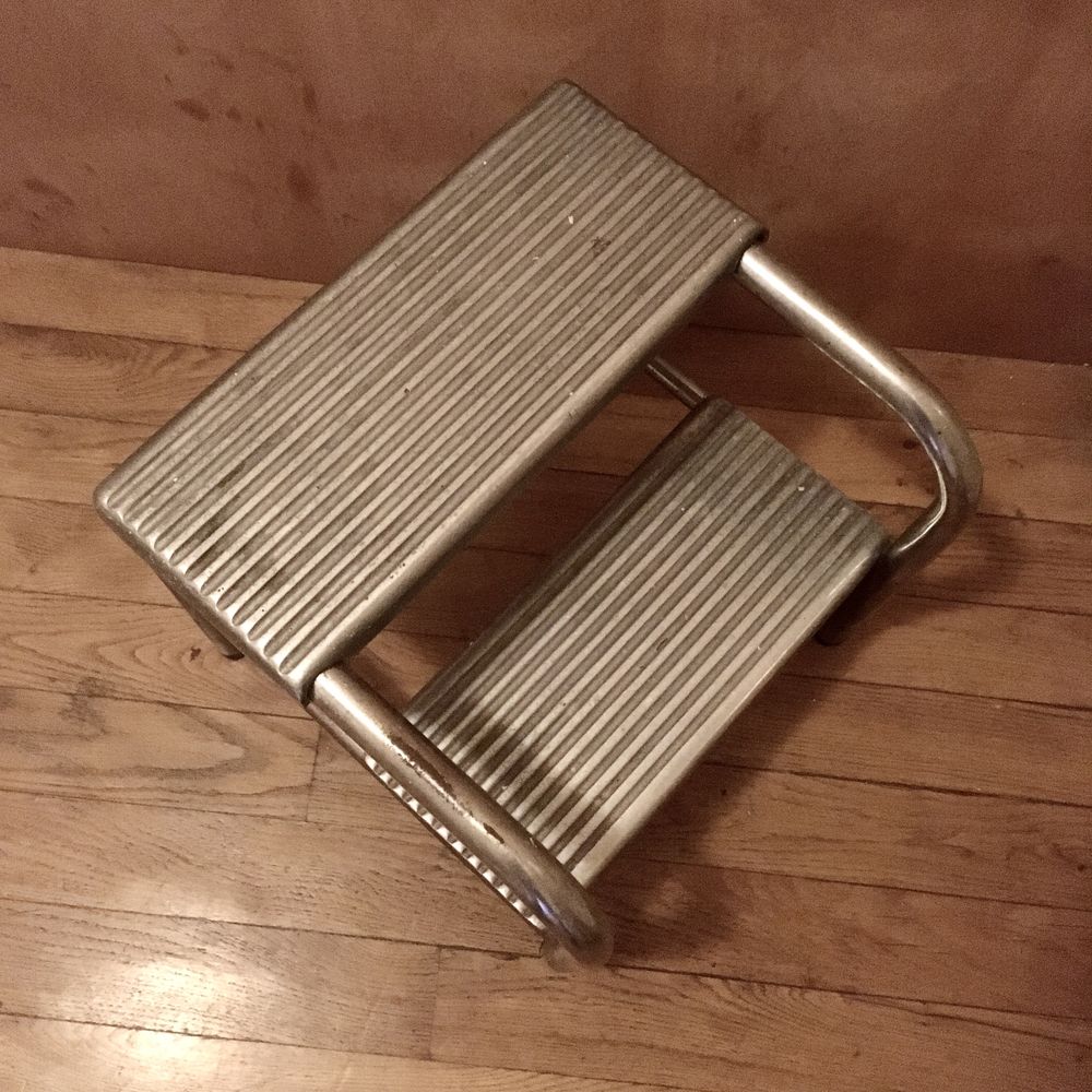 Marchepied escabeau m�tal chrome vintage ann�es 80 10 Paris 20 (75)