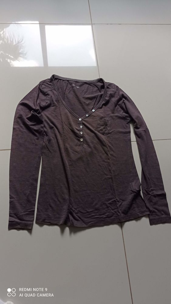 marini�res femme t. 36.
A l'unit� 5 � ou prix par lot 5 Agde (34)