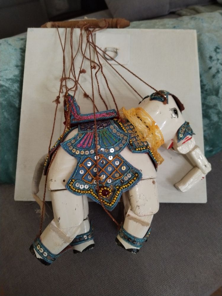 Marionnette �l�phant a fil 35 Compi�gne (60)