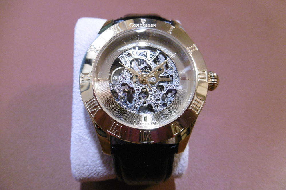 Marque Continuum NEUVE jamais port�e 285 La Chapelle-sur-Erdre (44)