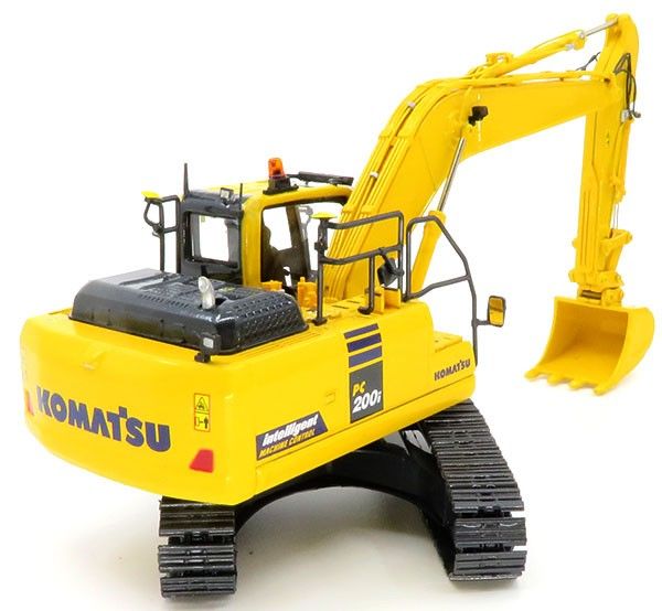 Marque Komatsu Mod�le PC 200i Type R�tro sur chenilles 75 Coudekerque-Branche (59)