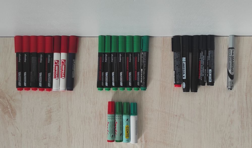 Marqueurs de diff�rentes couleurs NEUFS (1 euro 3 marqueurs) 1 Metz (57)