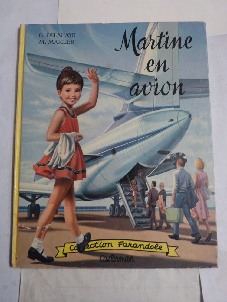 MARTINE EN AVION  collection  FARANDOLE 8 Brest (29)