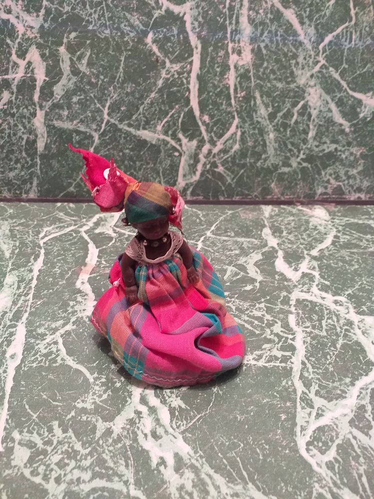  Martinique   Poup�e Cr�ole 6 Tours (37)