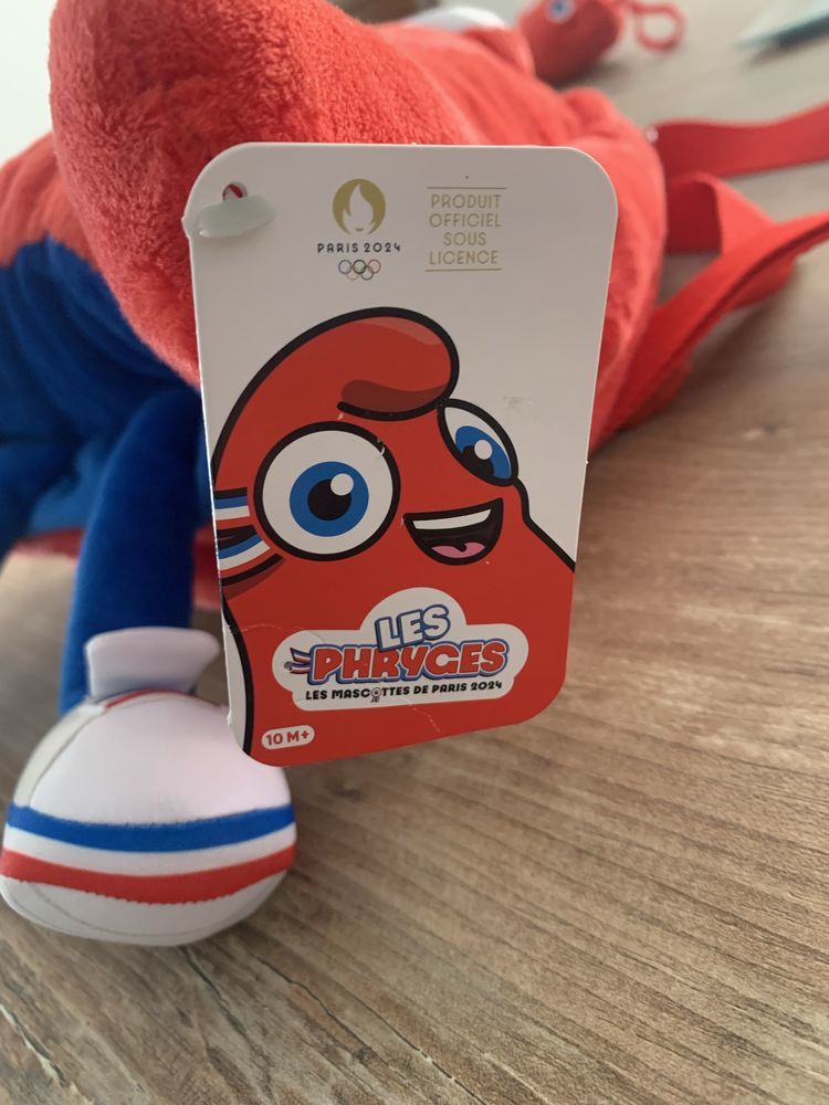 Sac � dos Mascotte JO Paris 2024  \'\'  Les Phryges  \'\' 30 Saleilles (66)