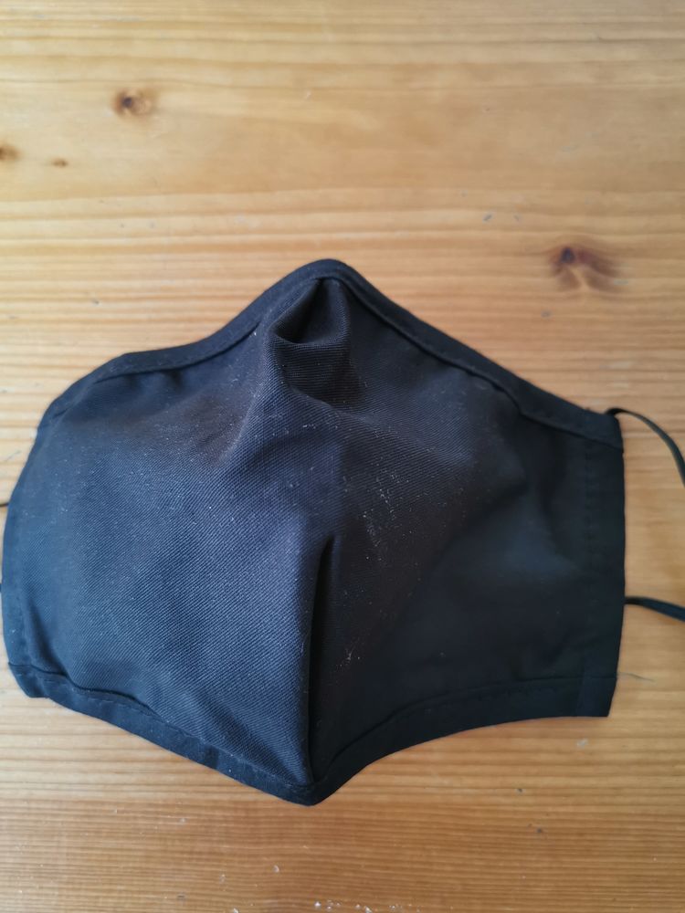 Masque en coton chaux lavable et reutilisable
règlable