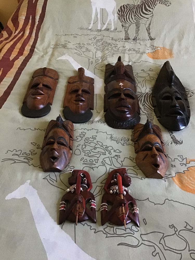 masques 0 Saint-Quentin-la-Poterie (30)