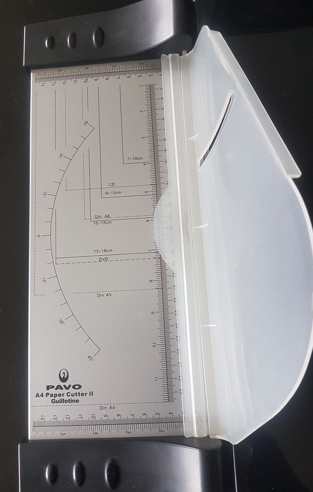 Massicot professionnelle A4 neuve 65 Agde (34)