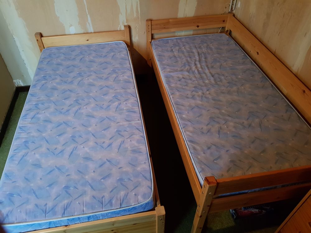 LIT PIN MASSIF 120 Bazoches-sur-le-Betz (45)