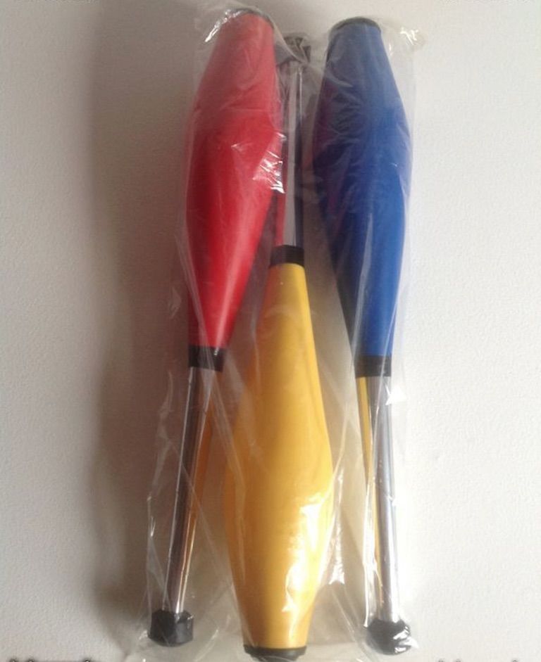 3 MASSUES JONGLAGE Envoi Possible
9 Tr�gunc (29)