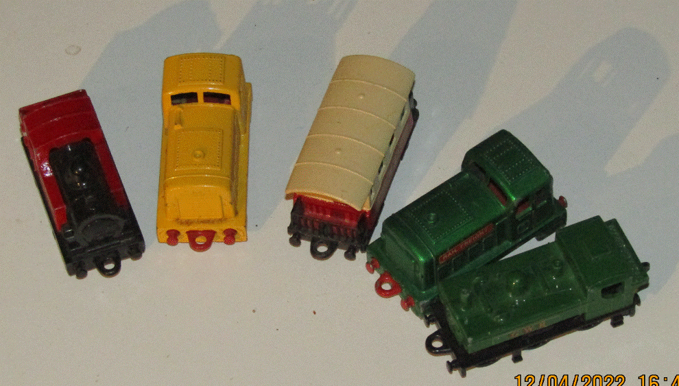 Matchbox superfeast Lesney Lot 4 locomotives et 1 wagon 20 Ch�cy (45)