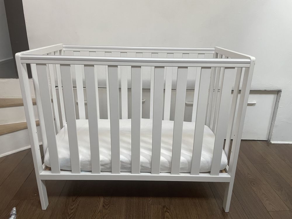 Lit et matelas b�b� 75 Communay (69)