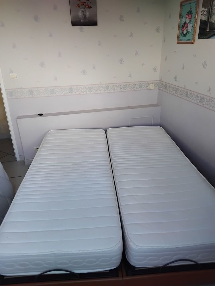 2 Matelas Blanc d'une personne 60 Florensac (34)