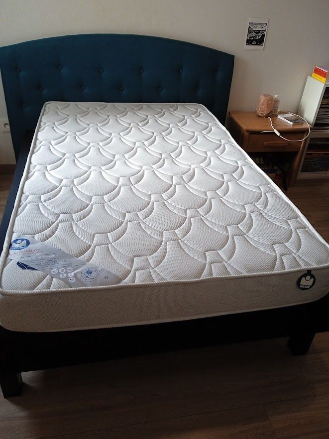Matelas Bulltex 120x190 tr�s bon �tat 130 Toulouse (31)
