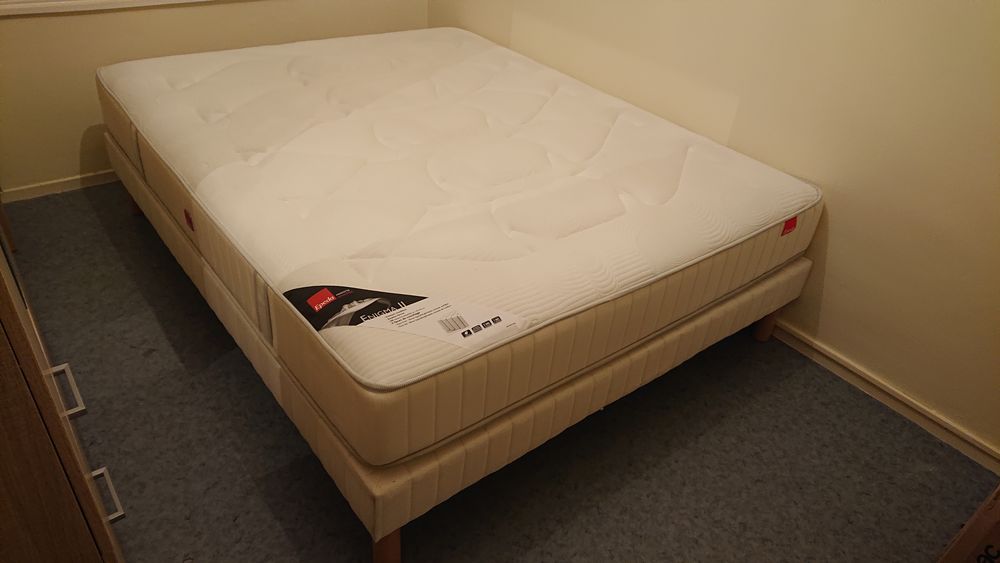 Matelas Epeda (160x200x24 cm) (Jamais utilis�) 299 Perpignan (66)