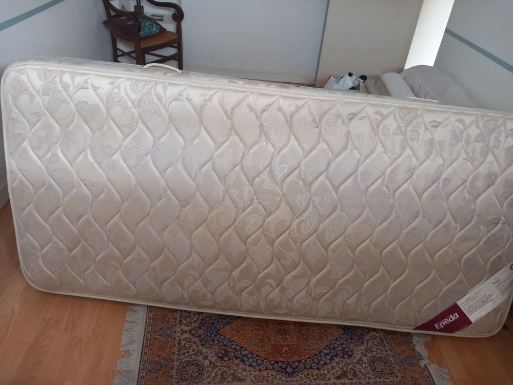 Matelas Ep�da pour lit 1 personne 39 Bourg-en-Bresse (01)