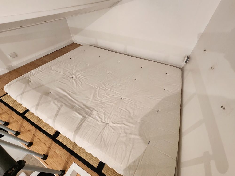 Matelas futon 160x200 latex ? fabrication ? tr�s bon �tat 150 Amiens (80)
