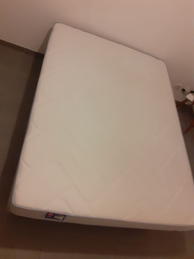 Matelas MERINOS 140 achet� en mai 2024 300 Cayenne (97)