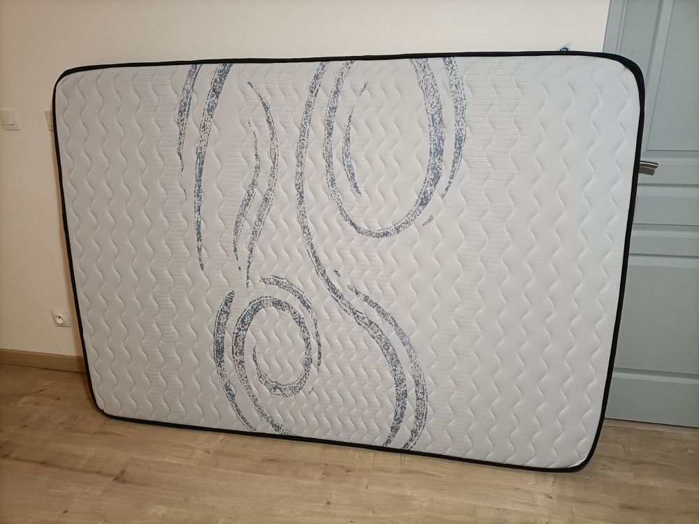 Matelas NATURALEX - Matelas 140x200 cm - 110 Ch�lons-en-Champagne (51)