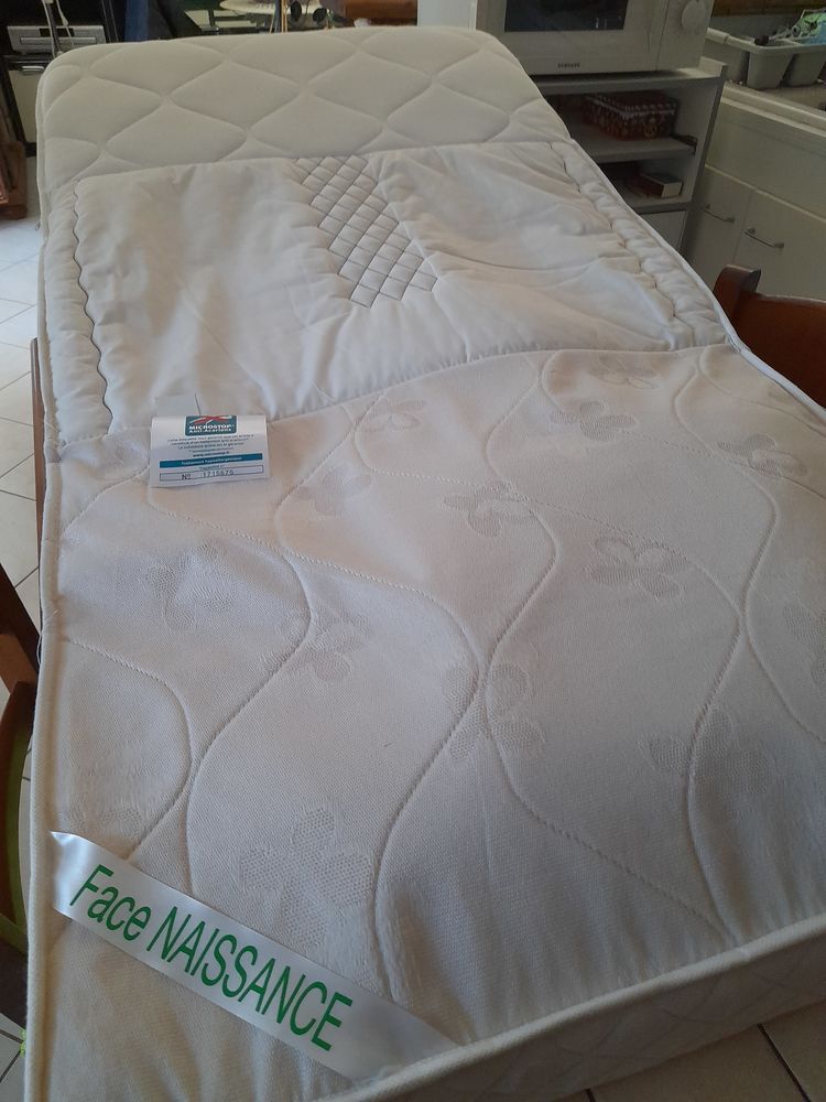 Matelas petit lit pliant  ... 60 Orli�nas (69)