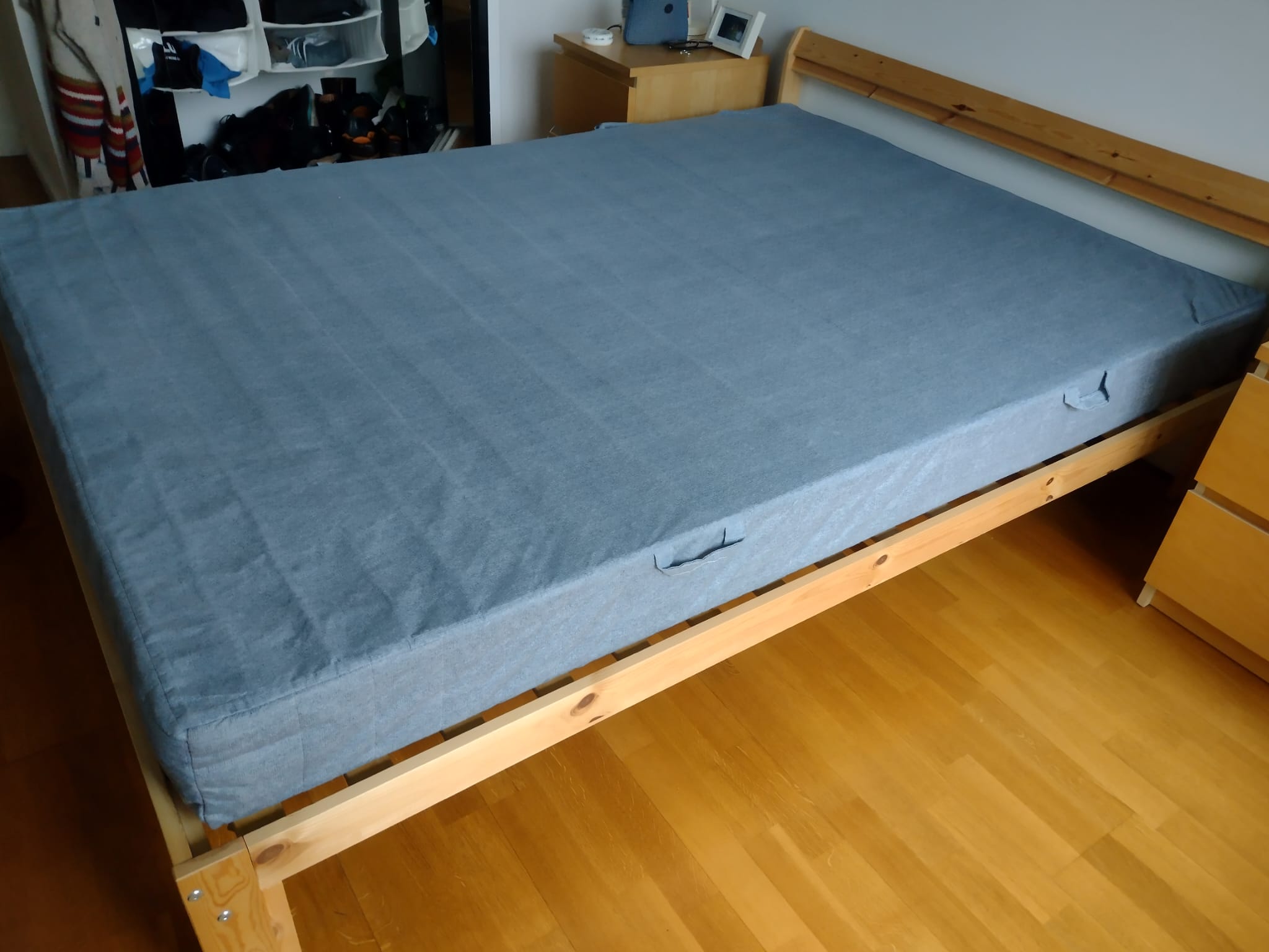 Lit et Matelas � ressorts IKEA (140x200) - COMME NEUF 175 Paris 12 (75)