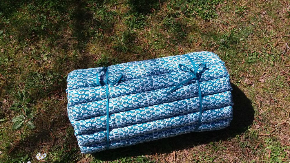 Matelas de sol r�versible sieste tropique Francoise SAGET 30 Charantonnay (38)